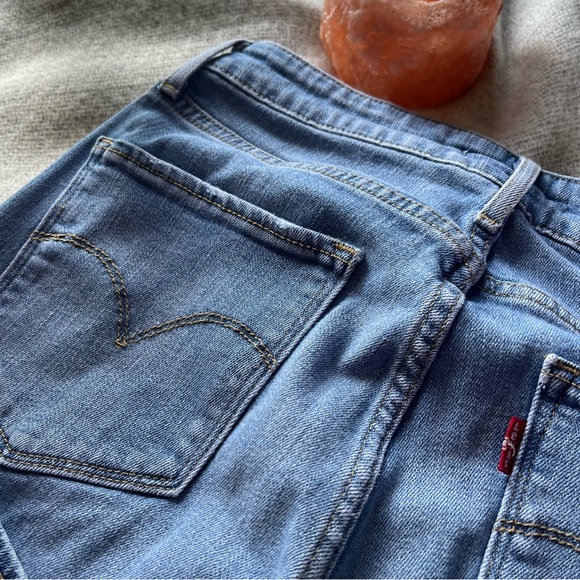 LEVI 721 High Rise Skinny Jeans - Picture 6 of 6